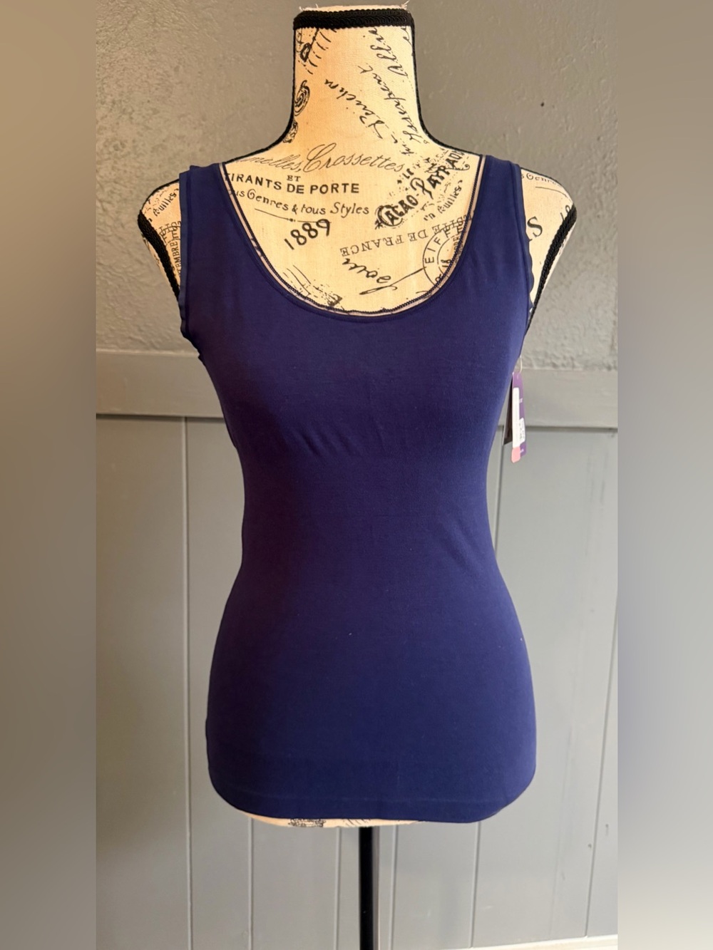 Stretch Scoop Neck Tank Top - Navy